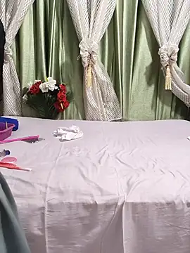 Snapshot of Shalu_G chatting on June 28, 1:50 pm Shalu G online show from June 28, 1:50 pm