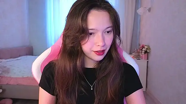 Snapshot of yuna_sunshy chatting on July 3, 1:12 am yuna sunshy online show from July 3, 1:12 am