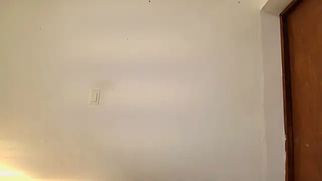 Just Isaa online show from March 9, 5:17 pm