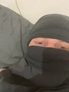 Snapshot of andre1z1nh0 chatting on February 28, 11:06 pm andre1z1nh0 online show from February 28, 11:06 pm