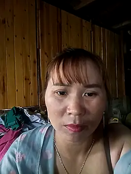 Snapshot of Mpchaola chatting on April 21, 2:51 am Mpchaola online show from April 21, 2:51 am