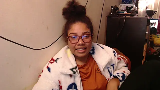 madelene online show from March 4, 2:28 am