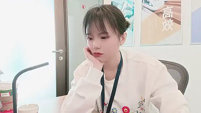 Snapshot of KKMM168 chatting on November 10, 7:18 am KKMM168 online show from November 10, 7:18 am