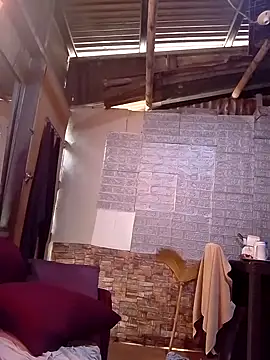 Snapshot of SexyHottMom chatting on October 11, 12:21 am SexyHottMom online show from October 11, 12:21 am