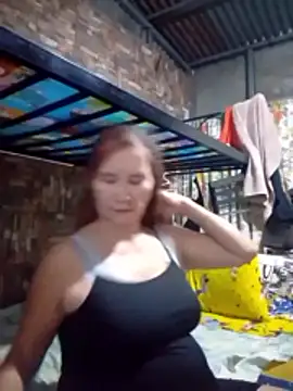 SexyHottMom online show from April 16, 12:28 pm