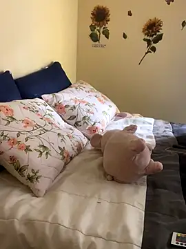 Snapshot of MiaRousexxx_ chatting on September 9, 1:32 pm MiaRousexxx  online show from September 9, 1:32 pm