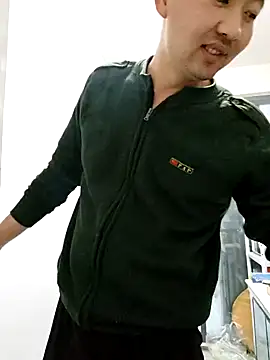 huanhuanaaaaa online show from April 9, 10:20 am