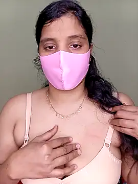 Rose-luckey online show from March 11, 6:25 pm