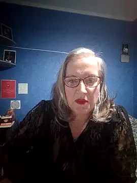 Snapshot of Feelineducentre chatting on November 6, 9:05 pm Feelineducentre online show from November 6, 9:05 pm