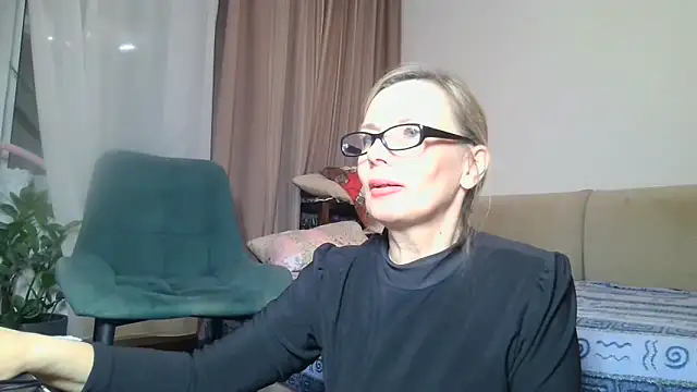 Sweetmurrr online show from February 15, 11:34 pm