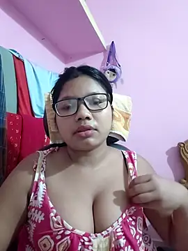 Snapshot of Redchery chatting on July 6, 5:15 pm Redchery online show from July 6, 5:15 pm