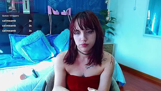 zohet kriss online show from March 22, 1:25 pm