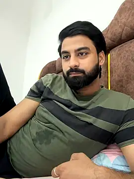 hottestboy03 online show from November 6, 5:19 am