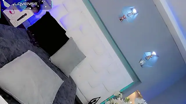 Ariia-janee online show from February 16, 5:03 am