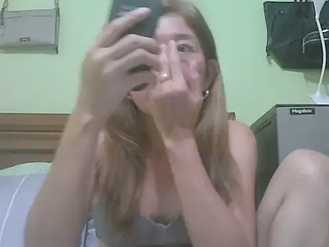 Snapshot of Sexyjenny4u chatting on April 19, 7:38 pm Sexyjenny4u online show from April 19, 7:38 pm