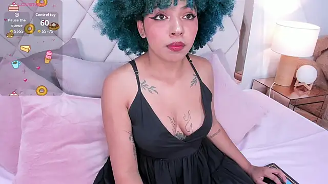 momo ayasse online show from September 12, 9:15 pm