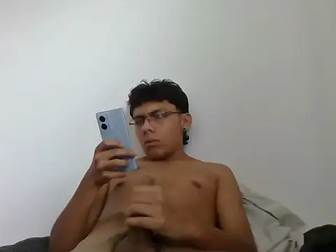 snopgz online show from December 1, 1:38 pm