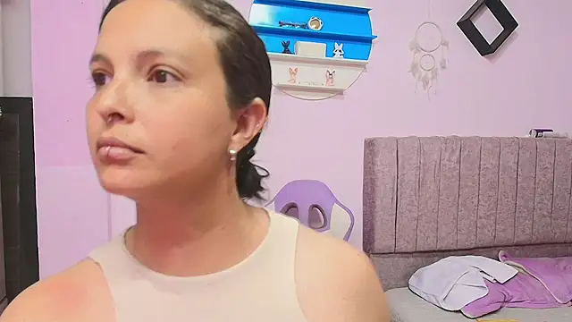 MiSofialeal online show from January 16, 5:06 pm