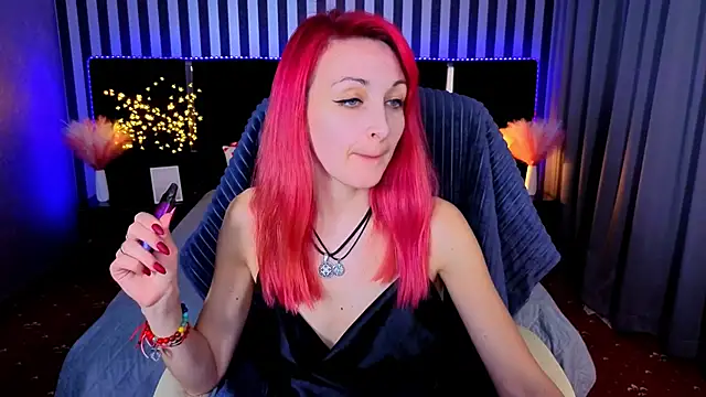 BrandyBloom online show from February 15, 8:05 pm