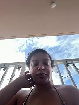 Snapshot of allybluee777 chatting on June 19, 2:43 pm allybluee777 online show from June 19, 2:43 pm