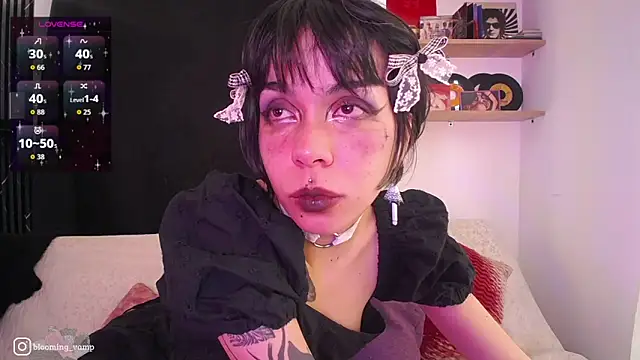 Snapshot of dark__nymph chatting on May 10, 6:35 pm dark nymph online show from May 10, 6:35 pm