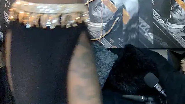 Lilmisbaddyxxx online show from March 25, 4:57 pm