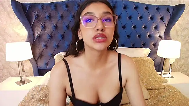 ValentiinaCruz online show from February 26, 9:14 pm