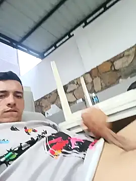 Snapshot of turcosexoactivo chatting on February 11, 10:59 pm turcosexoactivo online show from February 11, 10:59 pm