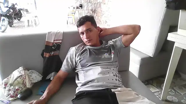 Snapshot of turcosexoactivo chatting on February 22, 9:24 pm turcosexoactivo online show from February 22, 9:24 pm