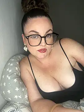 Snapshot of whitequeen_xxx chatting on September 12, 8:31 pm whitequeen xxx online show from September 12, 8:31 pm