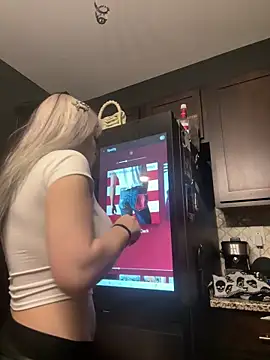 Paige Turner online show from February 5, 11:31 pm