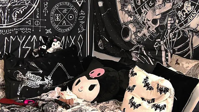 Paige Turner online show from March 21, 8:34 pm