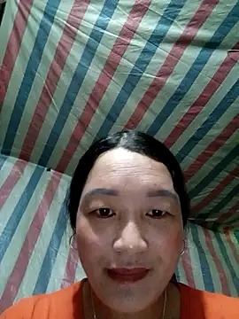 Snapshot of Bliss_rose chatting on October 9, 3:15 am Bliss rose online show from October 9, 3:15 am