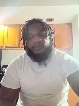 Snapshot of Longthickdick33 chatting on February 13, 3:35 am Longthickdick33 online show from February 13, 3:35 am