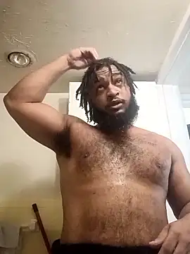 Snapshot of Longthickdick33 chatting on February 14, 2:25 pm Longthickdick33 online show from February 14, 2:25 pm