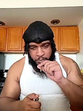 Snapshot of Longthickdick33 chatting on February 24, 2:26 pm Longthickdick33 online show from February 24, 2:26 pm