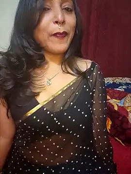 Hotbhabi305 online show from February 14, 5:32 pm