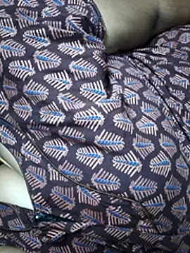 TAMIL ELAKKIYA online show from November 23, 10:37 am