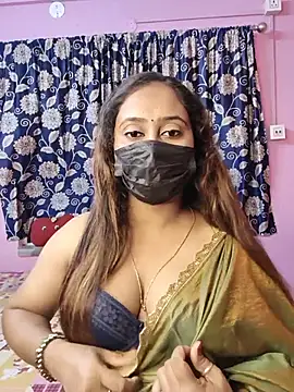 Cute-lusi online show from June 26, 7:18 pm