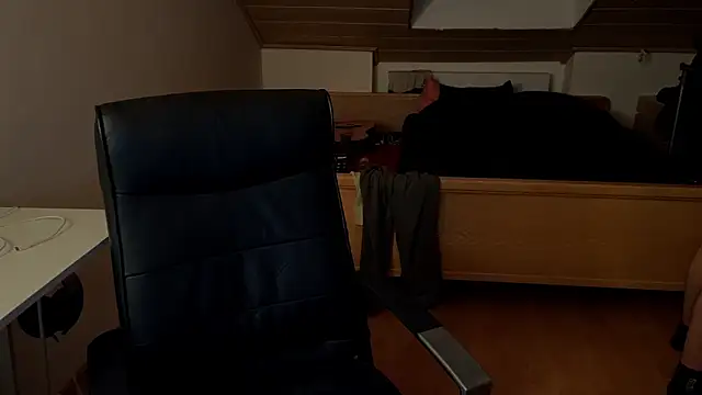 Bez3ybik online show from February 25, 11:25 pm