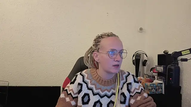 Snapshot of lisa_yummi chatting on April 16, 3:29 am lisa yummi online show from April 16, 3:29 am