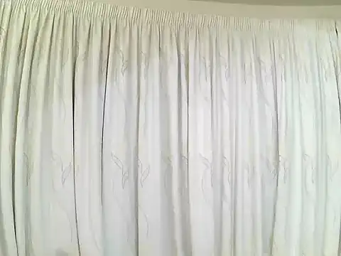 Snapshot of BigAssjuicy26 chatting on October 4, 5:11 pm BigAssjuicy26 online show from October 4, 5:11 pm