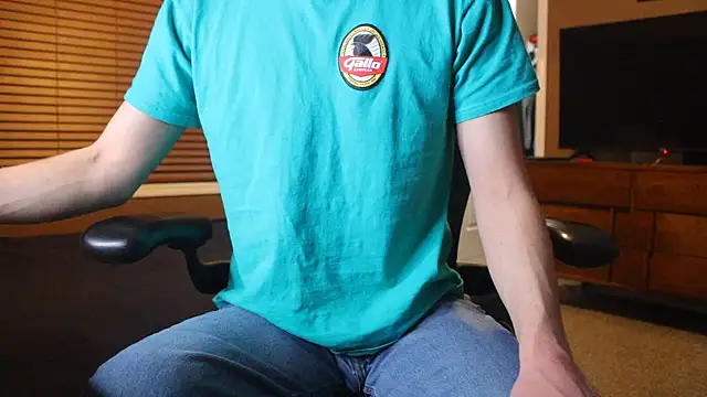 jjjjjfive online show from April 6, 5:30 am