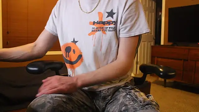 jjjjjfive online show from April 12, 4:50 am