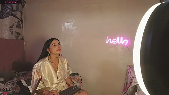 Snapshot of Lali_HOtt chatting on April 15, 7:58 pm Lali HOtt online show from April 15, 7:58 pm
