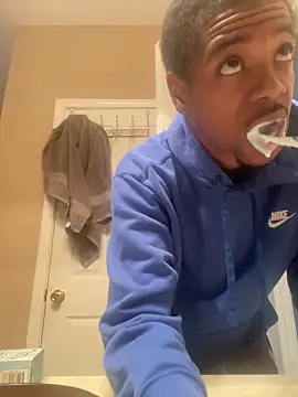 huhgtr online show from December 16, 4:34 pm