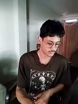 Snapshot of Mago666_ chatting on October 3, 6:49 pm Mago666 online show from October 3, 6:49 pm