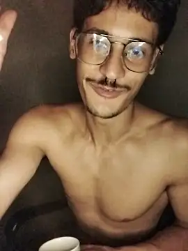 Snapshot of Mago666_ chatting on November 5, 3:28 am Mago666 online show from November 5, 3:28 am