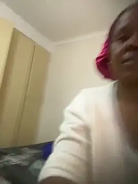 Snapshot of Ebonyboobsmilk chatting on March 19, 3:49 pm Ebonyboobsmilk online show from March 19, 3:49 pm