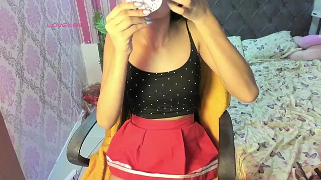 Snapshot of Mica_Jones chatting on July 2, 7:53 pm Mica Jones online show from July 2, 7:53 pm